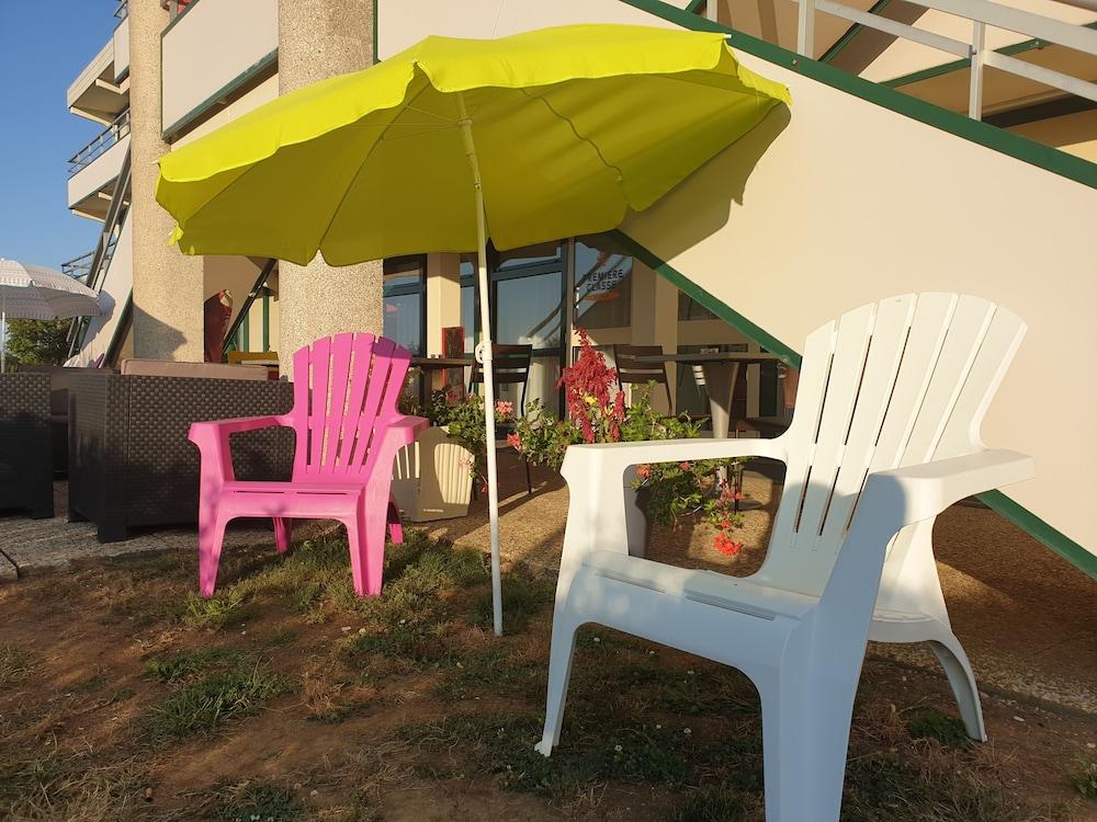 فندق بريمير كلاس نيورت إست - لا كريش La Creche المظهر الخارجي الصورة